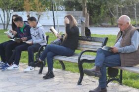 Denizli’de örnek proje Muhtar muhtarlığı kütüphaneye dönüştürdü