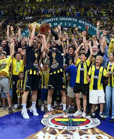 Fenerbahçe Beko, Türkiye Sigorta Basketbol Süper Ligi Şampiyonu!