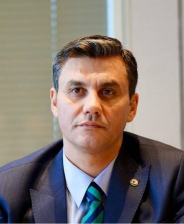 Ferdi Zeyrek