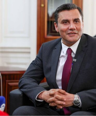 Ferdi Zeyrek