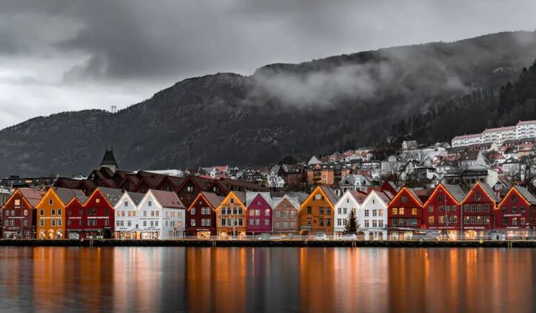 Norveç'te ziyaretçilerden 'turist vergisi' alınacak