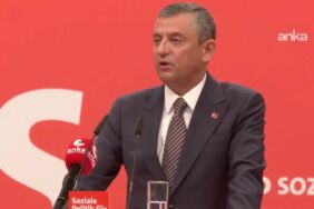 Özgür Özel Berlin'de konuştu 'Demokrasi tarihimizin en ağır saldırısıyla karşı karşıyayız'