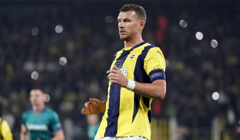 Sağlık kontrolünden geçti Edin Dzeko resmen Fiorentina yolunda!