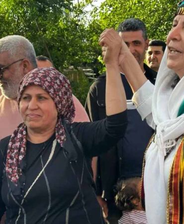 Toprakkale’nin ilk kadın muhtarı oldu