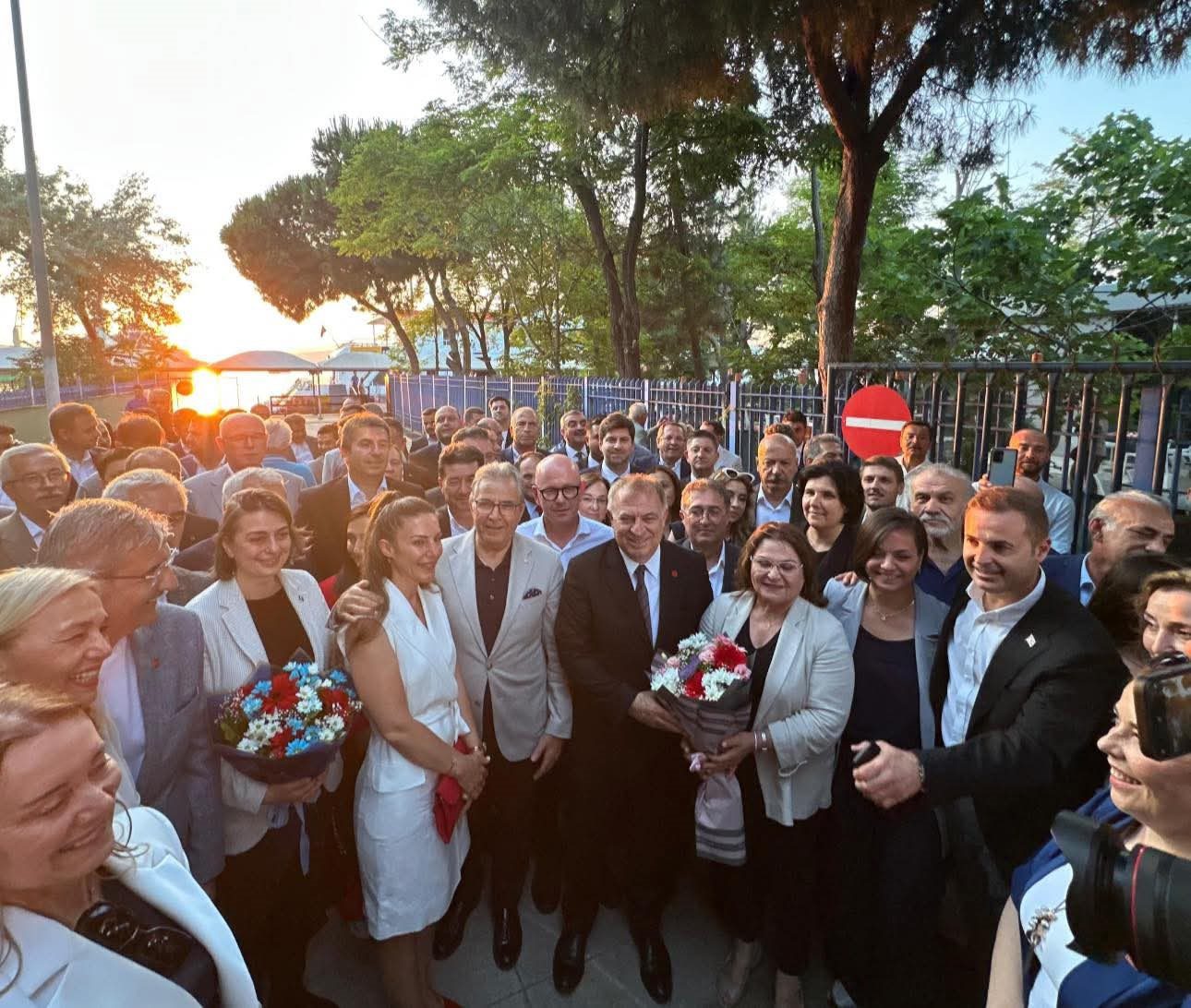 BELEDİYE BAŞKANLARI BANDIRMA'DA BULUŞTU