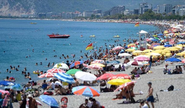 '53 derece' uyarısı yapılmıştı… O ilde sıcaklık 46,6 derece oldu