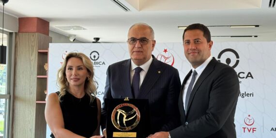 Türkiye Voleybol Federasyonu (TVF) ile Arabica Coffee House arasında sponsorluk anlaşması imzalandı