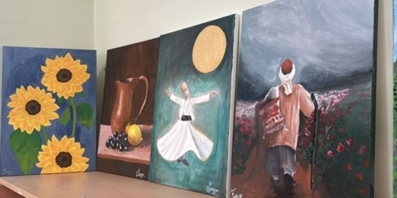 Engelli bireyler hayallerini tuvale yansıtıyor