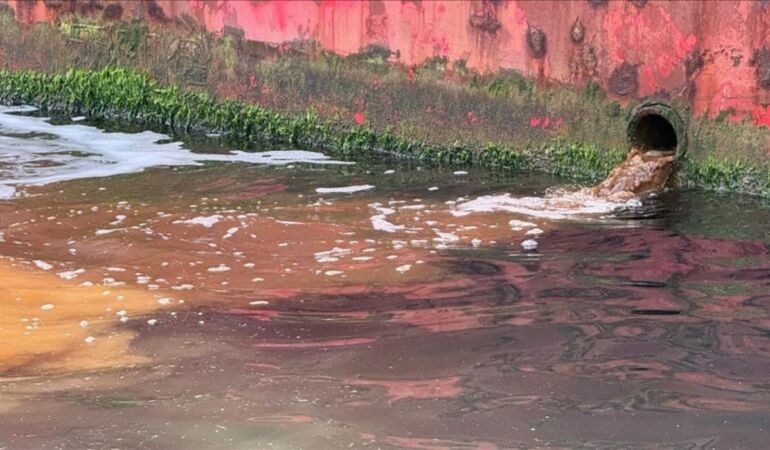 Marmara’da kirliliğe neden olan tersaneye ceza!