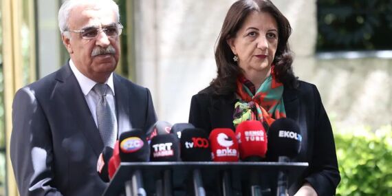Ank-Ar Araştırma’dan anket: DEM Parti seçmeni partisini Cumhur İttifakı’na daha yakın görüyor