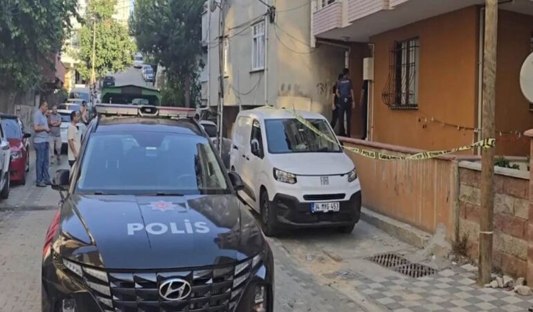İstanbul Sancaktepe’de aile faciası Anne ve babasını bıçaklayarak öldürdü!