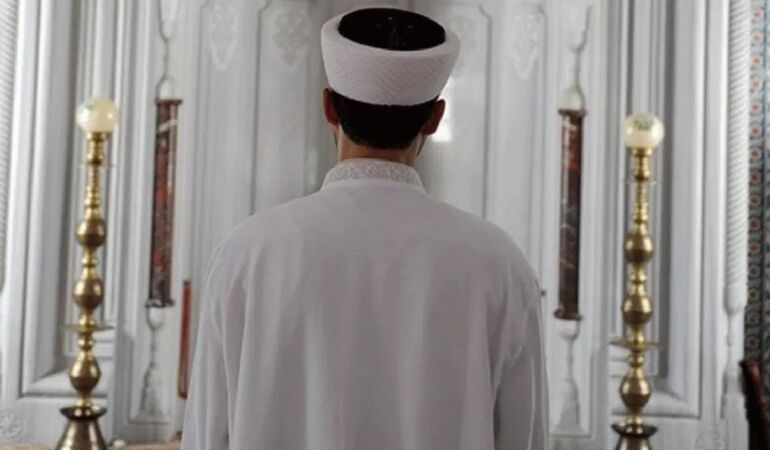 Konya’da sahte diploma soruşturması Dört imam tutuklandı!