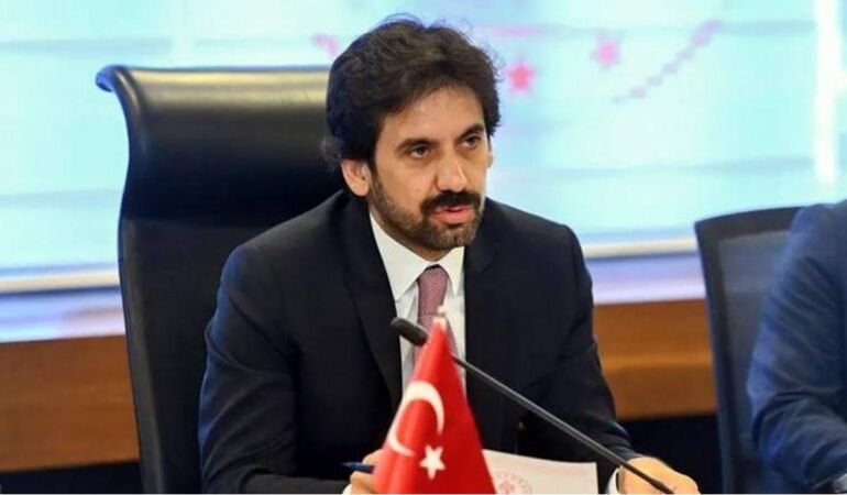 Bakan Yardımcısı Batuhan Mumcu’dan Spotify’a ‘ceza’ uyarısı!