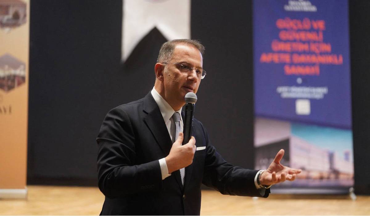 Mehmet Murat Çalık