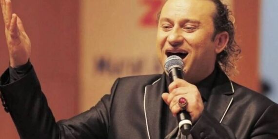 Ünlü ses sanatçısı Onur Akay’dan korkutan haber!