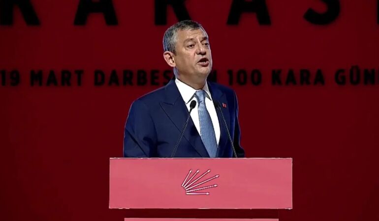 Özgür Özel’den Devlet Bahçeli’ye flaş yanıt: ”Özgürüm sana söylüyorum, ittifak ortağım sen anla’ diyor’