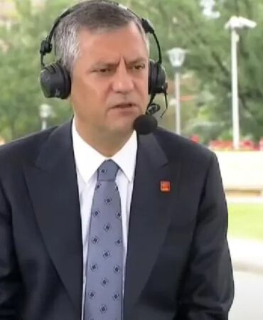 Özgür Özel'den 15 Temmuz açıklaması 'Bir darbe sürecindeyiz