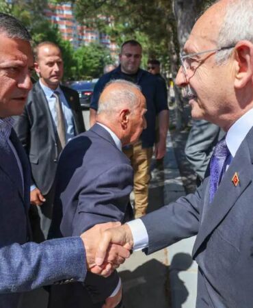 Özgür Özel'den Kemal Kılıçdaroğlu'na taziye ziyareti