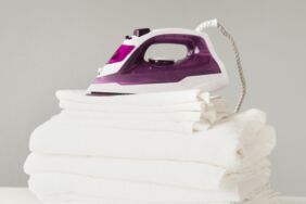 Ütüye birkaç damla ekleyin, kırışıklıkları silgi gibi yok edin! Ev hanımlarının yeni gözdesi doğal çözüm