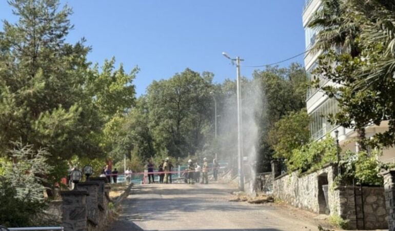Bursa Nilüfer’de iş makinesi doğal gaz hattını patlattı: 3 yaralı