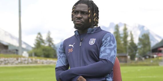 Başakşehirli futbolcu Ebosele, kendisine duyulan güvenin karşılığını vermeyi amaçlıyor