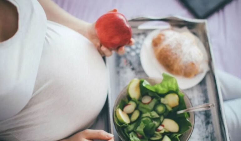 Uzmanlar uyardı: Gebelikte yanlış beslenme çocuklarda diyabet riskini artırıyor!