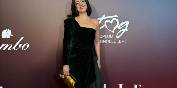 Meltem Cumbul’un Fenerbahçe forma tanıtımında giydiği kıyafet olay oldu: Taraftar çıldırdı!