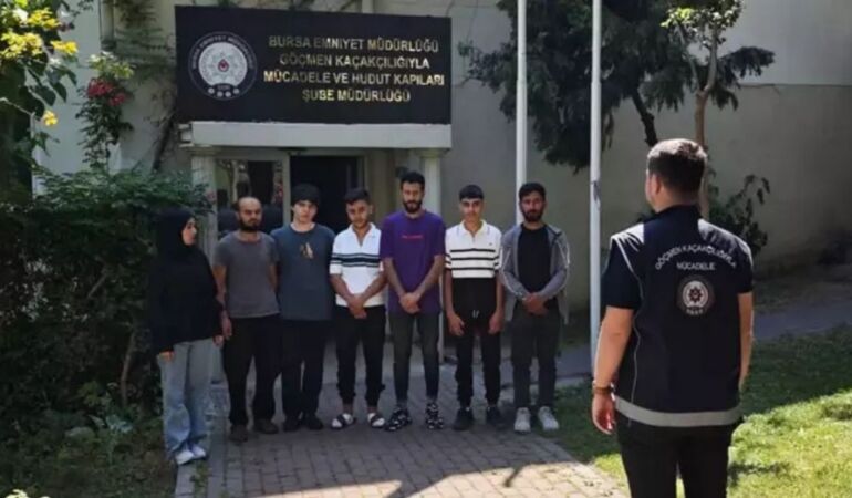 Bursa’ya kaçak göçmen operasyonu: 8 kişi gözaltına alındı!