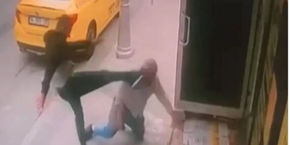 İstanbul’da borç kavgası: Taksici darbedildi!