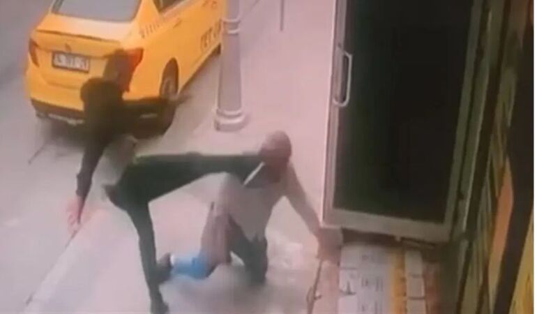 İstanbul’da borç kavgası: Taksici darbedildi!