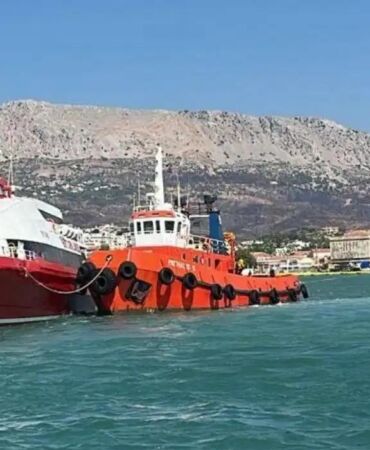 Çeşme-Sakız seferinde gemi kazası yolcular saatlerce mahsur kaldı