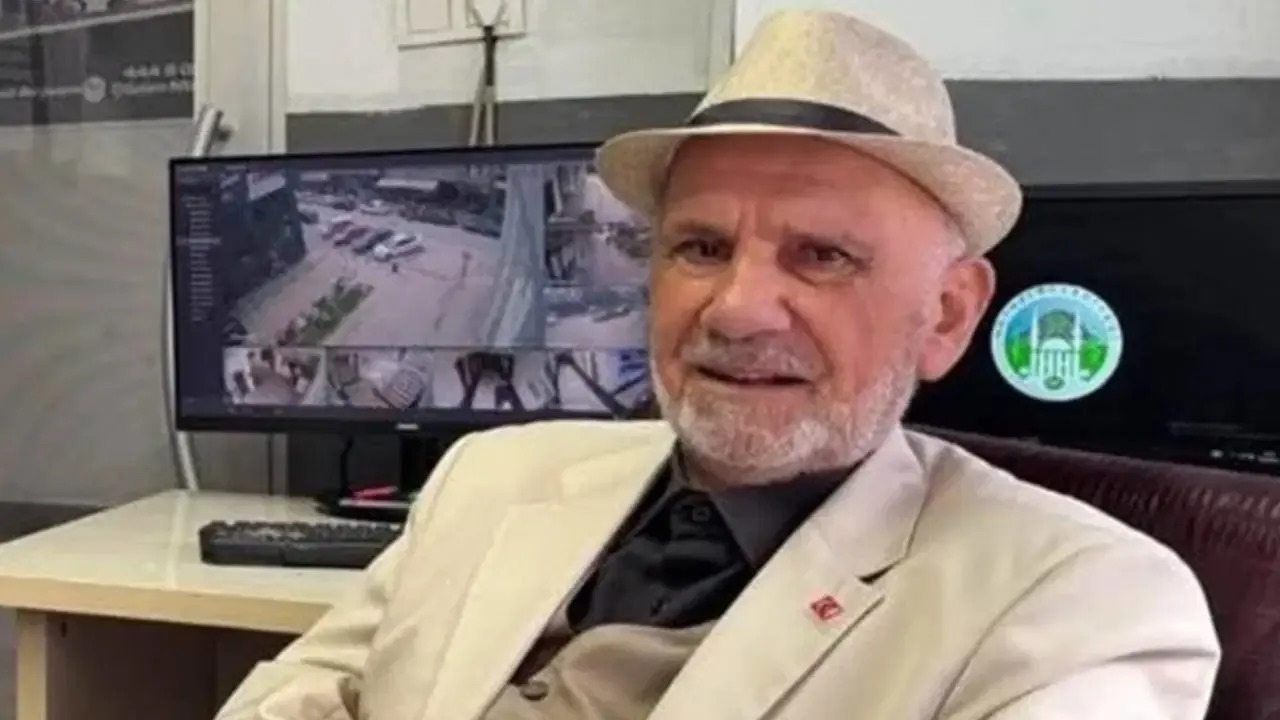 Eski belediye başkanı acı şekilde can verdi Asansörün halatı koptu