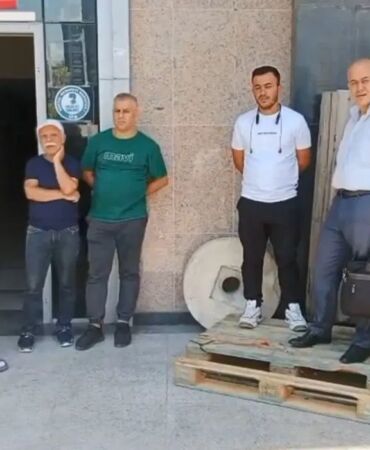 Fabrikayı boşaltıp kayboldular Mağdur işçiler haklarını arıyor!