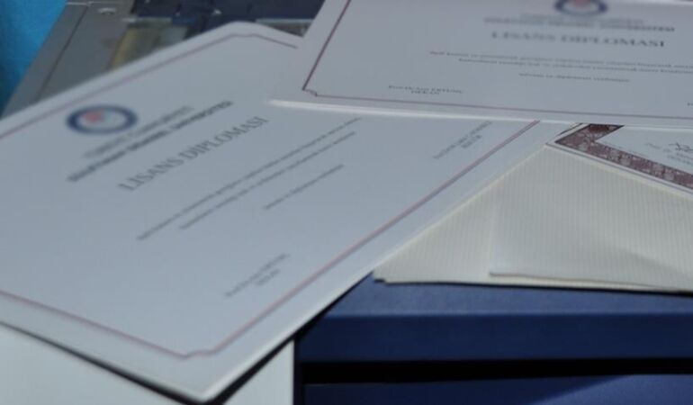 Sahte diploma davasında tahliye edilen 5 sanık yeniden tutuklandı!