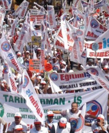Memurlar iş bırakıp Ankara'da eylem için bir araya geliyor