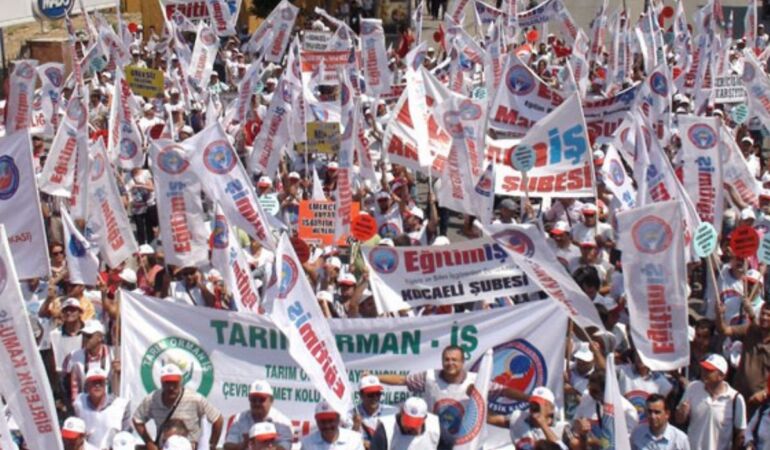 Memurlar iş bırakıp Ankara'da eylem için bir araya geliyor