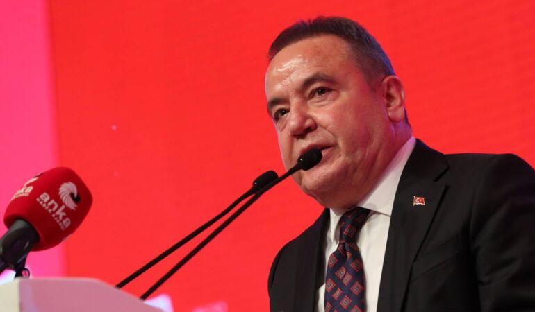 Muhittin Böcek Ben terörist değilim, örgüt lideri hiç değilim