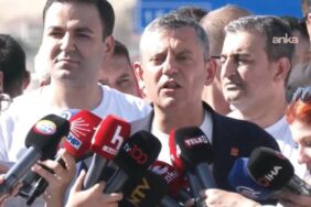 Özel’den Emniyet’in paylaşımına tepki 'O fotoğraf olmasa bayrak da makam da olmazdı'