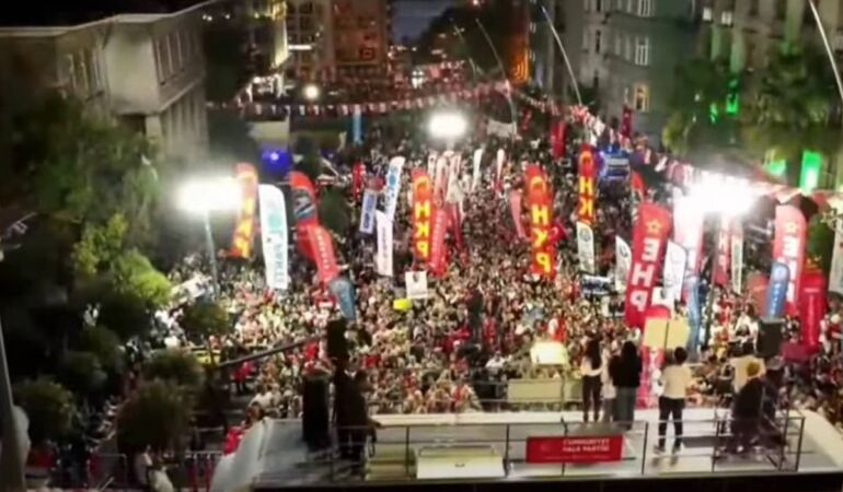CHP, bu hafta Beyoğlu’nda… Ekrem İmamoğlu’nun mektubu okundu!