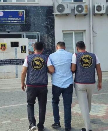 interpole soluğu mersinde aldırdı