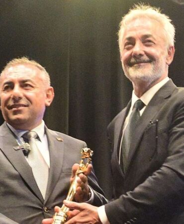 Altın Koza Onur Ödülü Mehmet Aslantuğ ve Meral Orhonsay’a verildi
