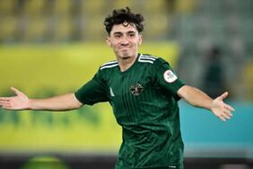 Berat Luş’tan 28 dakikada 4 gol Esenler Erokspor’dan tarihi galibiyet