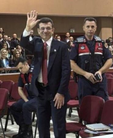 Ekrem İmamoğlu’nun diploma davası başladı Mahkeme salonunda 'Cumhurbaşkanı İmamoğlu' sloganları