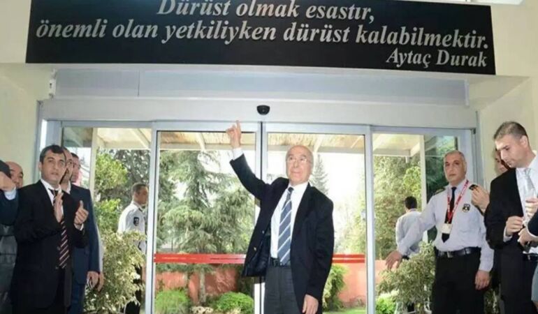 Eski Adana Büyükşehir Belediye Başkanı Aytaç Uçak, kalp krizi geçirdi!