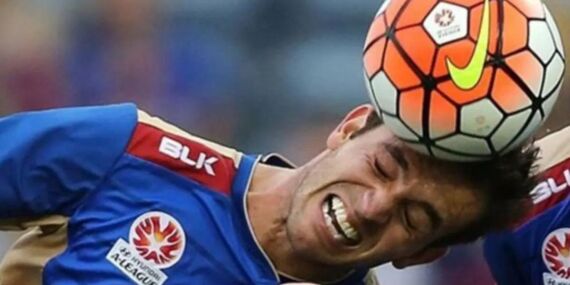 Futbolda kafa vuruşu hafıza kaybına yol açıyor: Günde 3 kez yapmak bile riskli!