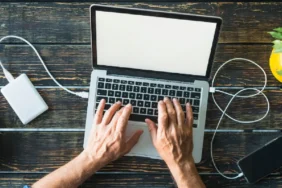 Öğrenciler yeni döneme borçla giriyor Gençlere bilgisayar almak hayal oldu!