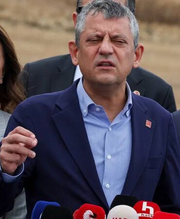 Özgür Özel’den Erdoğan–Trump görüşmesine tepki 'Müttefikten müşteri yaratmış'