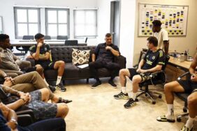 Sadettin Saran Samandıra’da futbolcularla buluştu