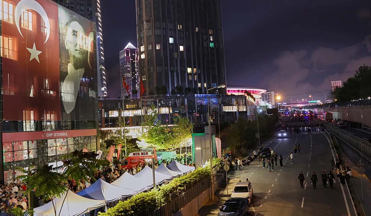 Son dakika… CHP’den kritik karar İstanbul İl Başkanlığı binası kapatıldı