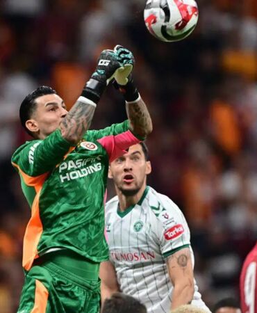 Uğurcan Çakır Galatasaray’la sahasında ilk maçında alkış topladı